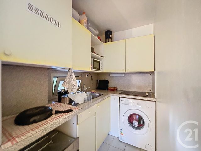 Appartement F2 à vendre - 2 pièces - 40 m2 - Le Golfe Juan - 06 - PROVENCE-ALPES-COTE-D-AZUR