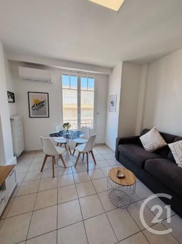 Appartement F1 à louer - 1 pièce - 26,56 m2 - Juan Les Pins - 06 - PROVENCE-ALPES-COTE-D-AZUR