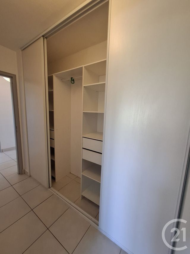 Appartement T3 &agrave; louer - 3 pi&egrave;ces - 63,89 m2 - Vallauris - 06 - PROVENCE-ALPES-COTE-D-AZUR
