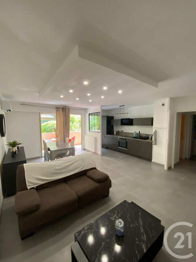 Appartement F2 à louer - 2 pièces - 49,74 m2 - Le Golfe Juan - 06 - PROVENCE-ALPES-COTE-D-AZUR