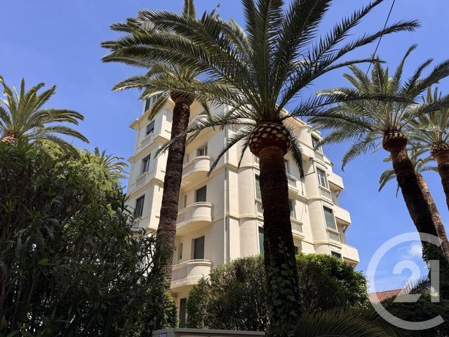 Appartement F2 à vendre - 2 pièces - 53 m2 - Juan Les Pins - 06 - PROVENCE-ALPES-COTE-D-AZUR