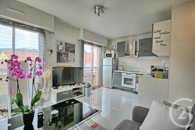Appartement F1 à louer - 1 pièce - 24,53 m2 - Le Golfe Juan - 06 - PROVENCE-ALPES-COTE-D-AZUR
