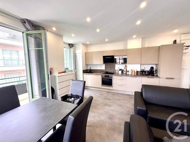 Appartement F3 à vendre - 3 pièces - 60 m2 - Juan Les Pins - 06 - PROVENCE-ALPES-COTE-D-AZUR