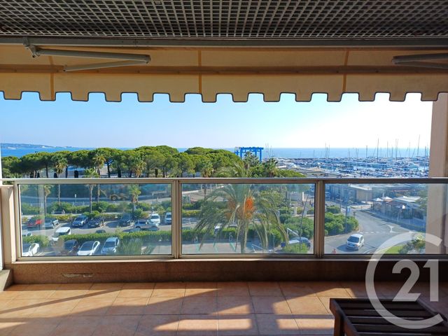 Appartement T1 à louer - 1 pièce - 25,15 m2 - Le Golfe Juan - 06 - PROVENCE-ALPES-COTE-D-AZUR