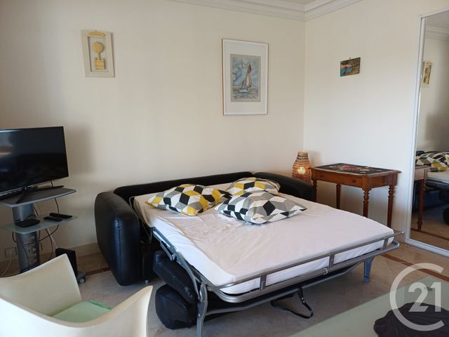 Appartement T1 à louer - 1 pièce - 25,15 m2 - Le Golfe Juan - 06 - PROVENCE-ALPES-COTE-D-AZUR