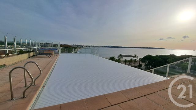 Appartement T1 à louer - 1 pièce - 25,15 m2 - Le Golfe Juan - 06 - PROVENCE-ALPES-COTE-D-AZUR