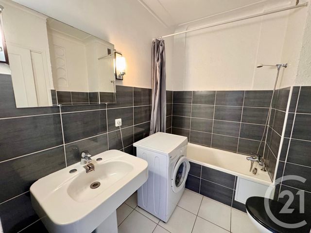 Appartement Studio à vendre - 1 pièce - 32 m2 - Juan Les Pins - 06 - PROVENCE-ALPES-COTE-D-AZUR