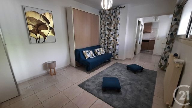 Appartement Studio à louer - 1 pièce - 25,90 m2 - Juan Les Pins - 06 - PROVENCE-ALPES-COTE-D-AZUR