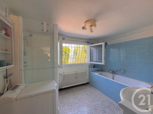 Maison à vendre - 6 pièces - 206 m2 - Antibes - 06 - PROVENCE-ALPES-COTE-D-AZUR