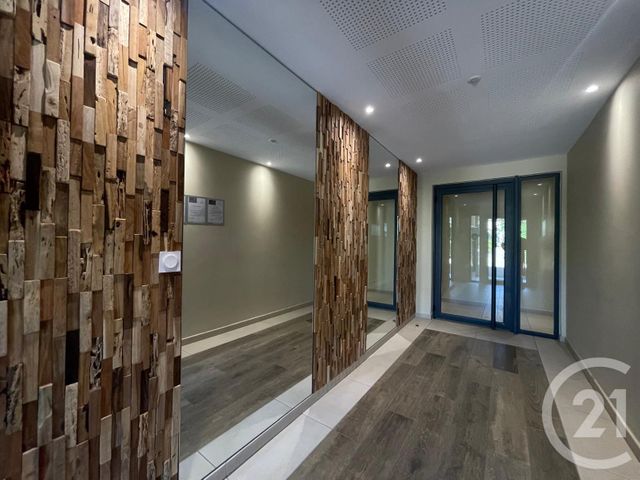 Appartement F2 à vendre - 2 pièces - 45 m2 - Le Golfe Juan - 06 - PROVENCE-ALPES-COTE-D-AZUR