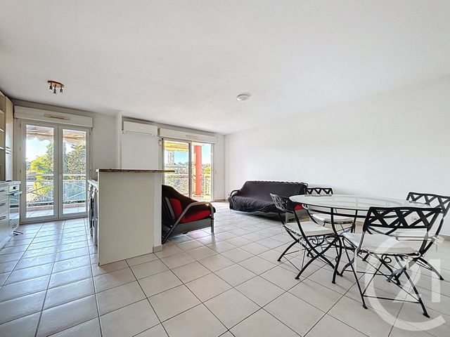 Appartement T3 à vendre - 3 pièces - 61 m2 - Antibes - 06 - PROVENCE-ALPES-COTE-D-AZUR