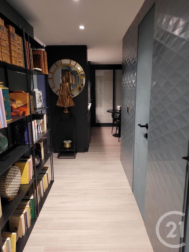 Appartement F2 bis à vendre - 3 pièces - 75,72 m2 - Antibes - 06 - PROVENCE-ALPES-COTE-D-AZUR