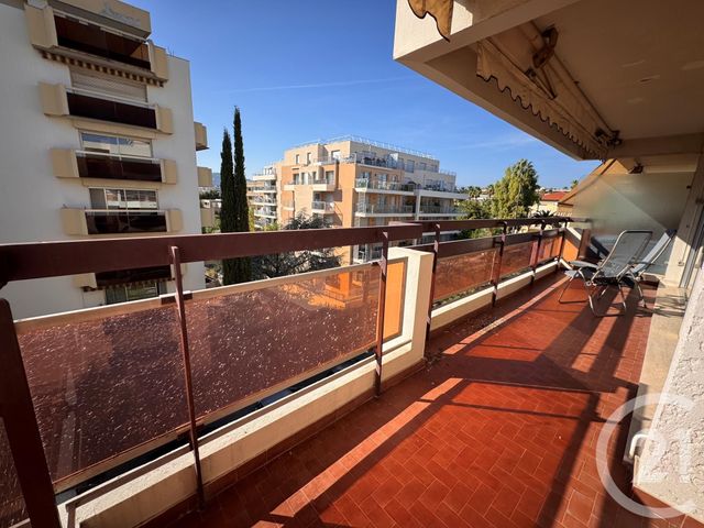 Appartement F4 à vendre - 4 pièces - 87 m2 - Juan Les Pins - 06 - PROVENCE-ALPES-COTE-D-AZUR