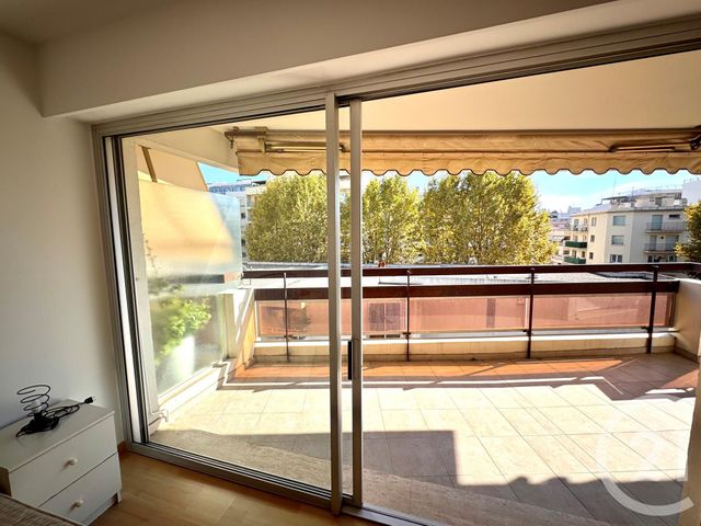 Appartement F4 à vendre - 4 pièces - 87 m2 - Juan Les Pins - 06 - PROVENCE-ALPES-COTE-D-AZUR