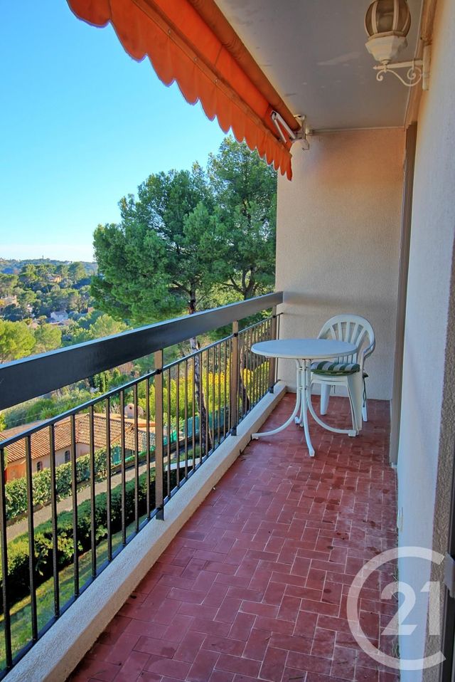 Appartement T4 &agrave; louer - 4 pi&egrave;ces - 91,39 m2 - Vallauris - 06 - PROVENCE-ALPES-COTE-D-AZUR