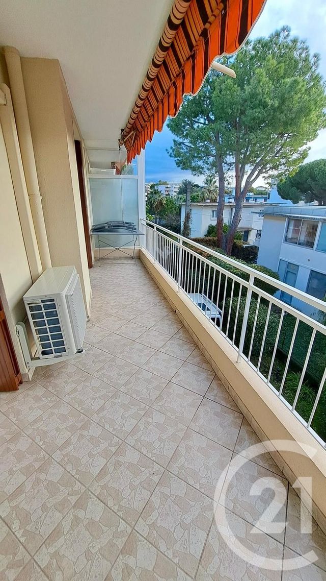Appartement T3 à louer - 3 pièces - 53,68 m2 - Juan Les Pins - 06 - PROVENCE-ALPES-COTE-D-AZUR
