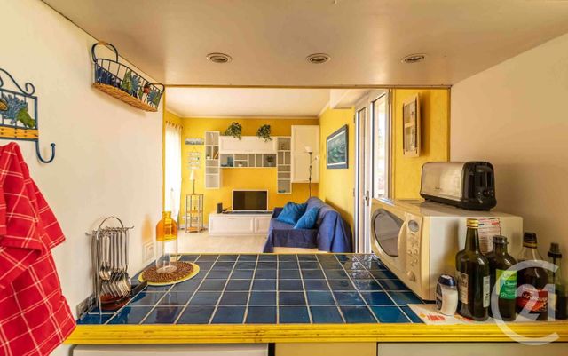 Appartement F2 à louer - 2 pièces - 33,59 m2 - Antibes - 06 - PROVENCE-ALPES-COTE-D-AZUR