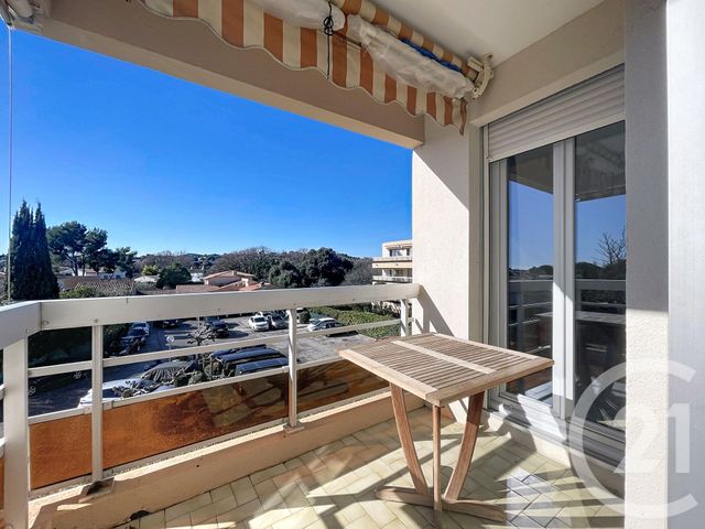 Appartement F3 &agrave; vendre - 3 pi&egrave;ces - 62 m2 - Antibes - 06 - PROVENCE-ALPES-COTE-D-AZUR