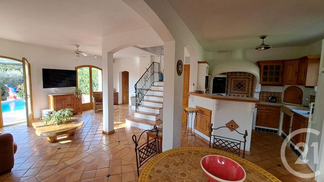 Maison à louer - 5 pièces - 106 m2 - Biot - 06 - PROVENCE-ALPES-COTE-D-AZUR