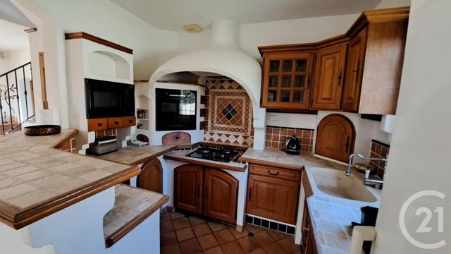 Maison à louer - 5 pièces - 106 m2 - Biot - 06 - PROVENCE-ALPES-COTE-D-AZUR