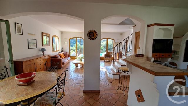 Maison à louer - 5 pièces - 106 m2 - Biot - 06 - PROVENCE-ALPES-COTE-D-AZUR