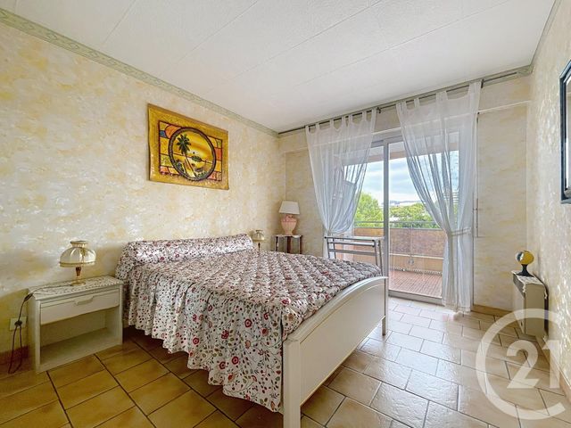 Appartement F3 à vendre - 3 pièces - 67,85 m2 - Antibes - 06 - PROVENCE-ALPES-COTE-D-AZUR