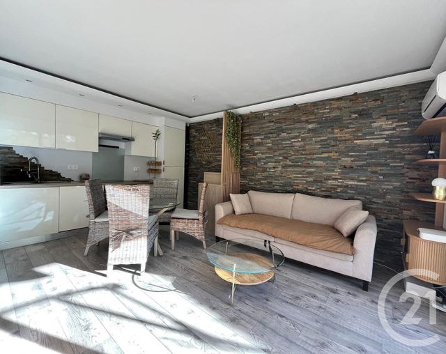Appartement F1 Bis à louer MANDELIEU LA NAPOULE