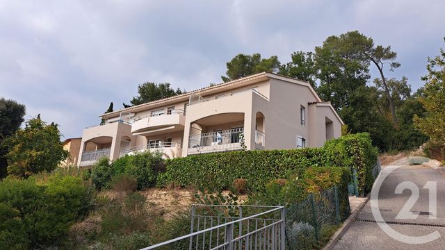 Appartement T3 à louer - 3 pièces - 50,60 m2 - Valbonne - 06 - PROVENCE-ALPES-COTE-D-AZUR