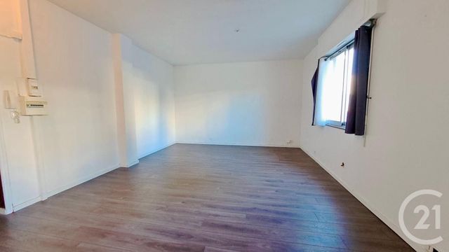 Appartement Studio à louer - 1 pièce - 33,24 m2 - Juan Les Pins - 06 - PROVENCE-ALPES-COTE-D-AZUR