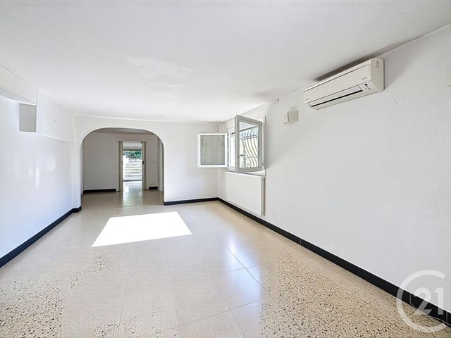 Maison à vendre - 6 pièces - 206 m2 - Antibes - 06 - PROVENCE-ALPES-COTE-D-AZUR