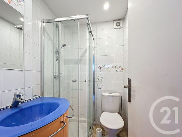 Appartement à vendre - 3 pièces - 58,78 m2 - Le Golfe Juan - 06 - PROVENCE-ALPES-COTE-D-AZUR