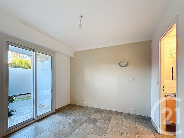 Appartement à vendre - 3 pièces - 58,78 m2 - Le Golfe Juan - 06 - PROVENCE-ALPES-COTE-D-AZUR