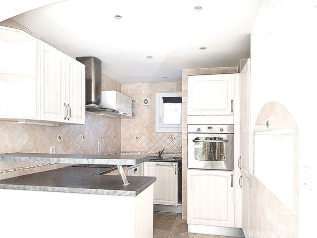 Appartement à vendre - 3 pièces - 58,78 m2 - Le Golfe Juan - 06 - PROVENCE-ALPES-COTE-D-AZUR