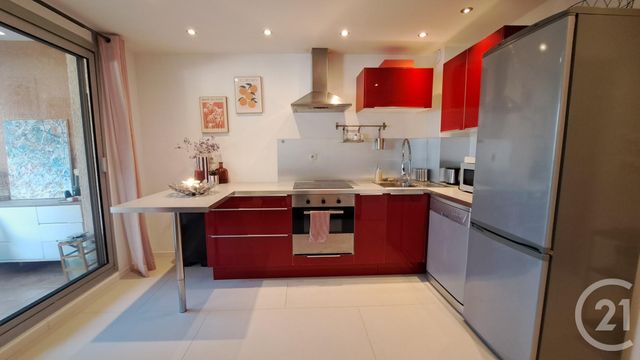 Appartement T2 à louer - 2 pièces - 29,35 m2 - Antibes - 06 - PROVENCE-ALPES-COTE-D-AZUR