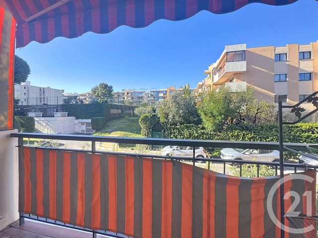 Appartement T3 &agrave; vendre - 3 pi&egrave;ces - 65,25 m2 - Antibes - 06 - PROVENCE-ALPES-COTE-D-AZUR