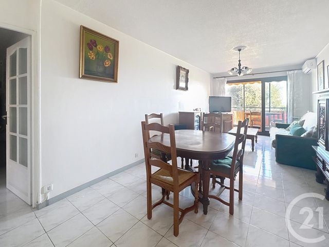 Appartement T3 &agrave; vendre - 3 pi&egrave;ces - 65,25 m2 - Antibes - 06 - PROVENCE-ALPES-COTE-D-AZUR