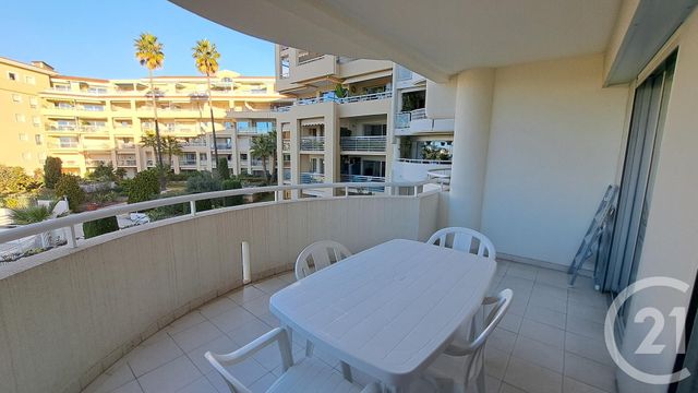 Appartement T2 à louer - 2 pièces - 29,23 m2 - Juan Les Pins - 06 - PROVENCE-ALPES-COTE-D-AZUR