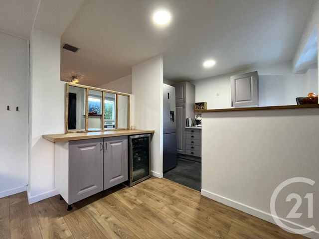 Appartement F1 à louer - 1 pièce - 41 m2 - Antibes - 06 - PROVENCE-ALPES-COTE-D-AZUR