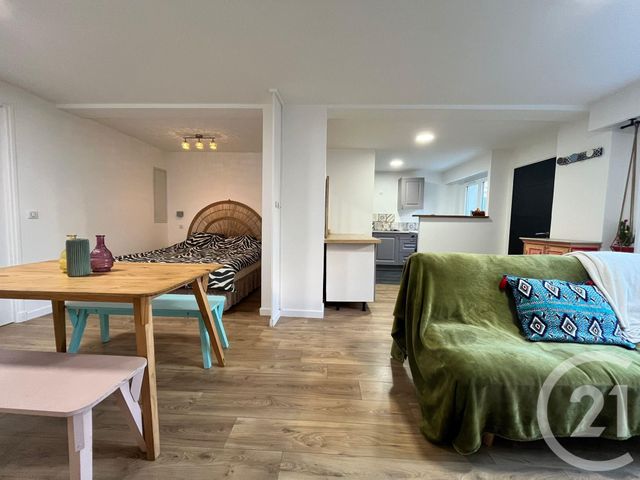 Appartement F1 à louer - 1 pièce - 41 m2 - Antibes - 06 - PROVENCE-ALPES-COTE-D-AZUR