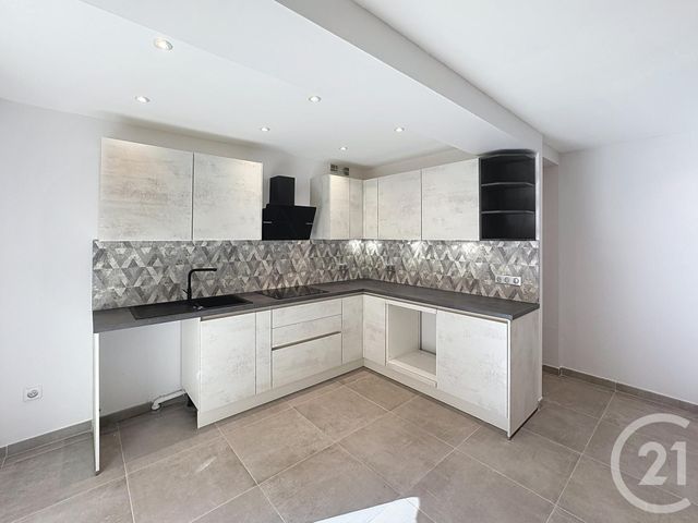 Appartement F3 à vendre - 3 pièces - 68,08 m2 - Antibes - 06 - PROVENCE-ALPES-COTE-D-AZUR