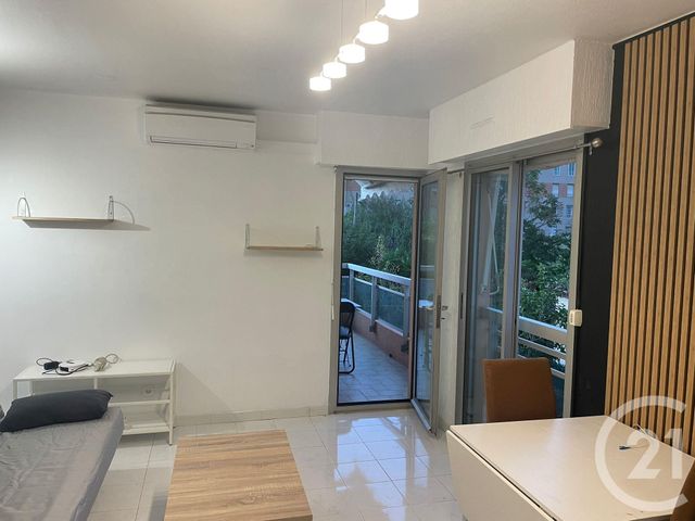 Appartement Studio à louer - 1 pièce - 24,53 m2 - Le Golfe Juan - 06 - PROVENCE-ALPES-COTE-D-AZUR