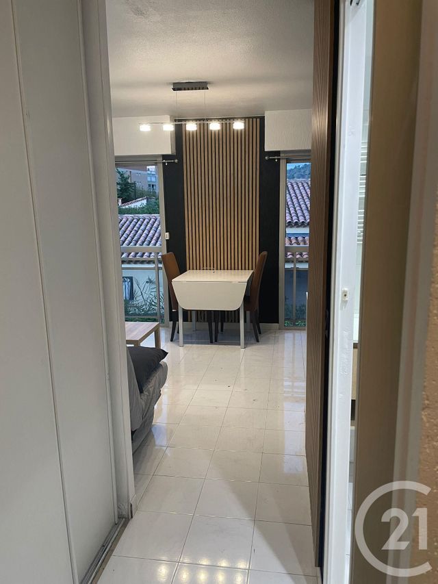 Appartement Studio à louer - 1 pièce - 24,53 m2 - Le Golfe Juan - 06 - PROVENCE-ALPES-COTE-D-AZUR