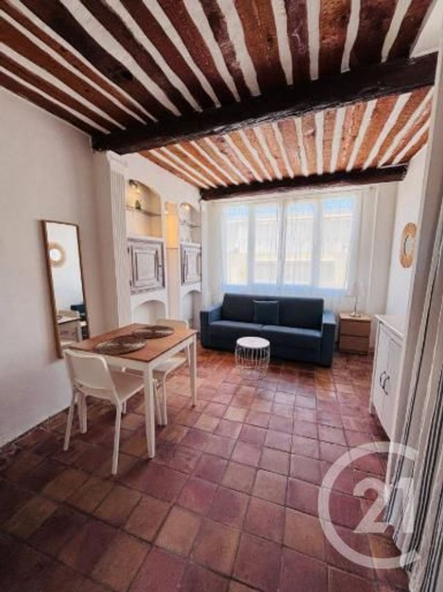 Appartement F1 à louer - 1 pièce - 22,15 m2 - Juan Les Pins - 06 - PROVENCE-ALPES-COTE-D-AZUR