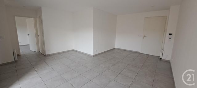 Appartement T2 &agrave; louer - 2 pi&egrave;ces - 46,94 m2 - Vallauris - 06 - PROVENCE-ALPES-COTE-D-AZUR