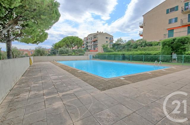 Appartement Duplex &agrave; vendre - 2 pi&egrave;ces - 52,22 m2 - Antibes - 06 - PROVENCE-ALPES-COTE-D-AZUR