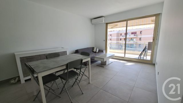 Appartement T2 &agrave; louer - 2 pi&egrave;ces - 41,39 m2 - Juan Les Pins - 06 - PROVENCE-ALPES-COTE-D-AZUR