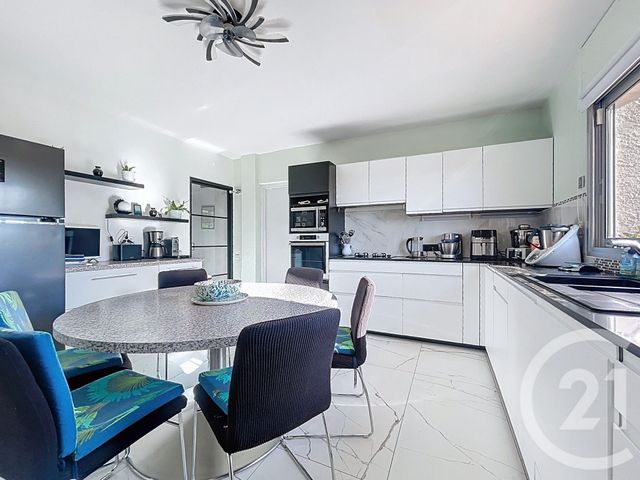 Maison &agrave; vendre - 5 pi&egrave;ces - 250 m2 - Juan Les Pins - 06 - PROVENCE-ALPES-COTE-D-AZUR