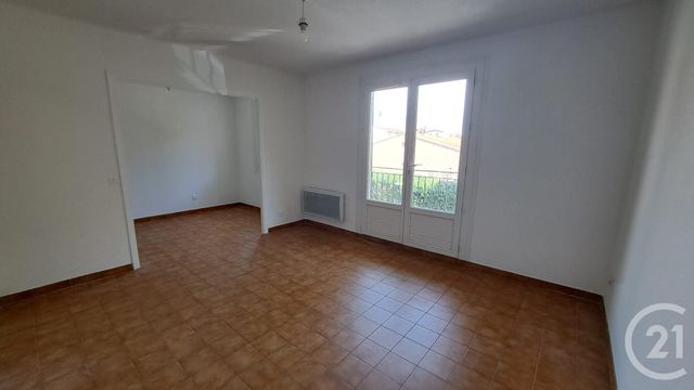 Appartement T1 &agrave; louer - 1 pi&egrave;ce - 33,03 m2 - Vallauris - 06 - PROVENCE-ALPES-COTE-D-AZUR