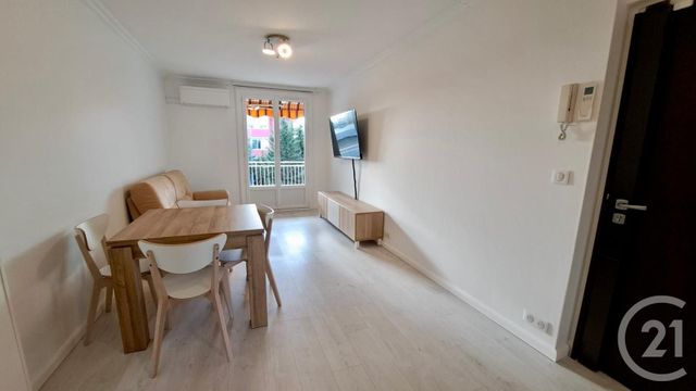 Appartement T3 &agrave; louer - 3 pi&egrave;ces - 53,68 m2 - Juan Les Pins - 06 - PROVENCE-ALPES-COTE-D-AZUR