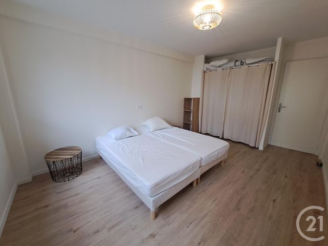 Appartement T3 &agrave; louer - 3 pi&egrave;ces - 61,19 m2 - Juan Les Pins - 06 - PROVENCE-ALPES-COTE-D-AZUR